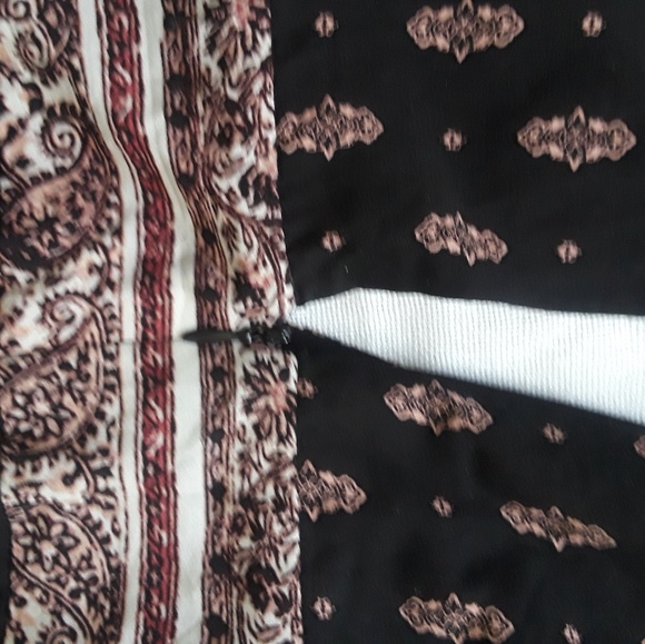 {Ecote} Paisley Plunge-Front Romper GUC Sz 6 - Picture 8 of 8